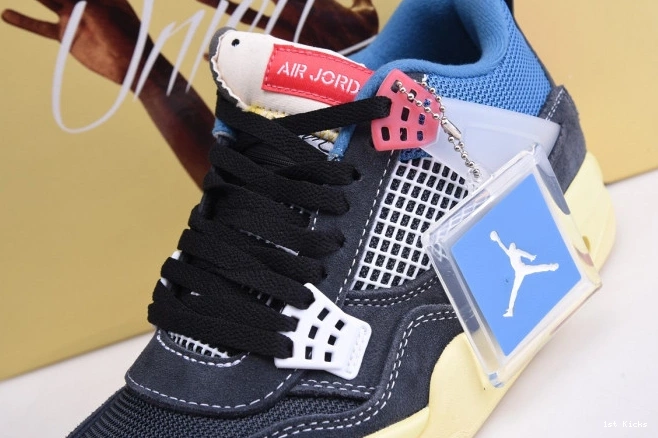 1st Kicks RETRO AIR OFF 4 NOIR UNION JORDAN DC9533-001 0715